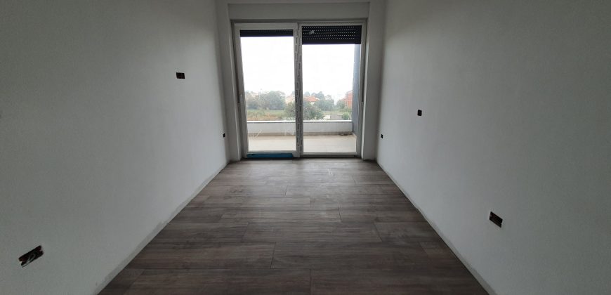 Novi luksuzni apartman na prodaju